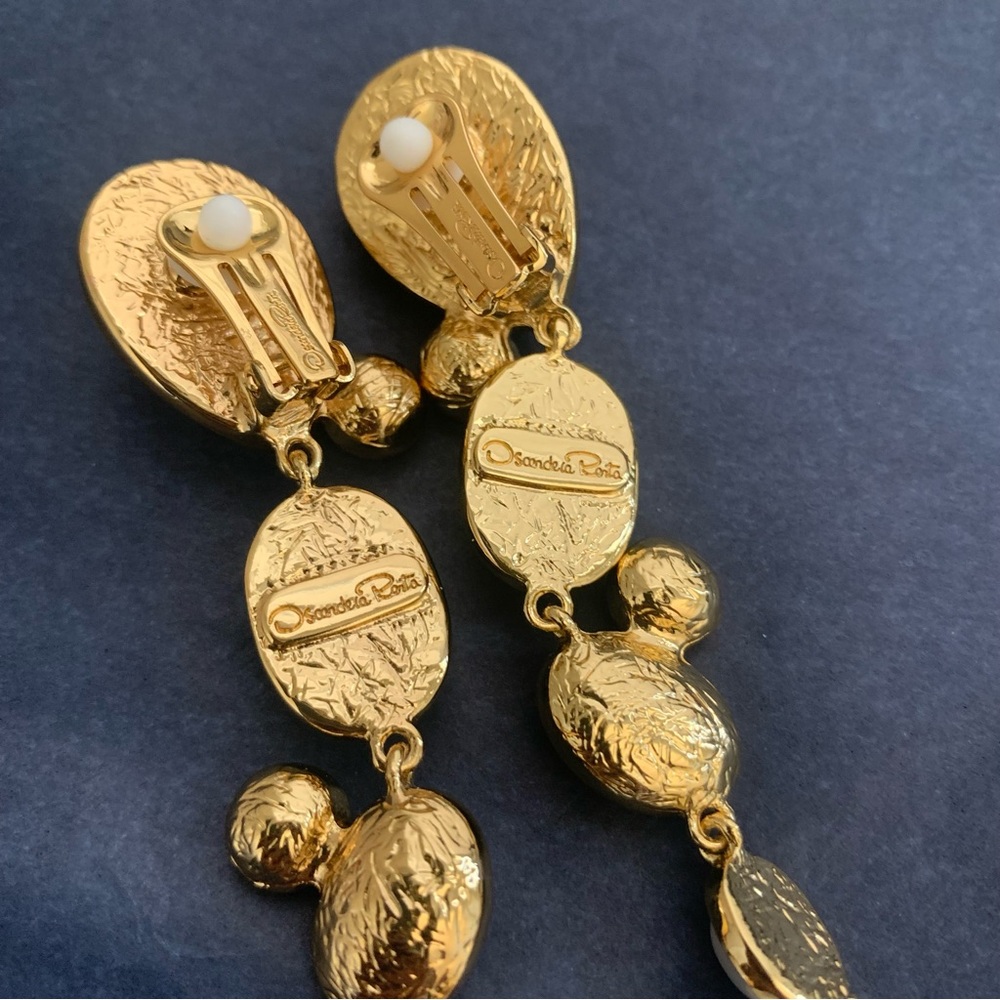 Oscar de la Renta Gold-Tone Pearl & Crystal Drop Earrings in White - Picture 5 of 5